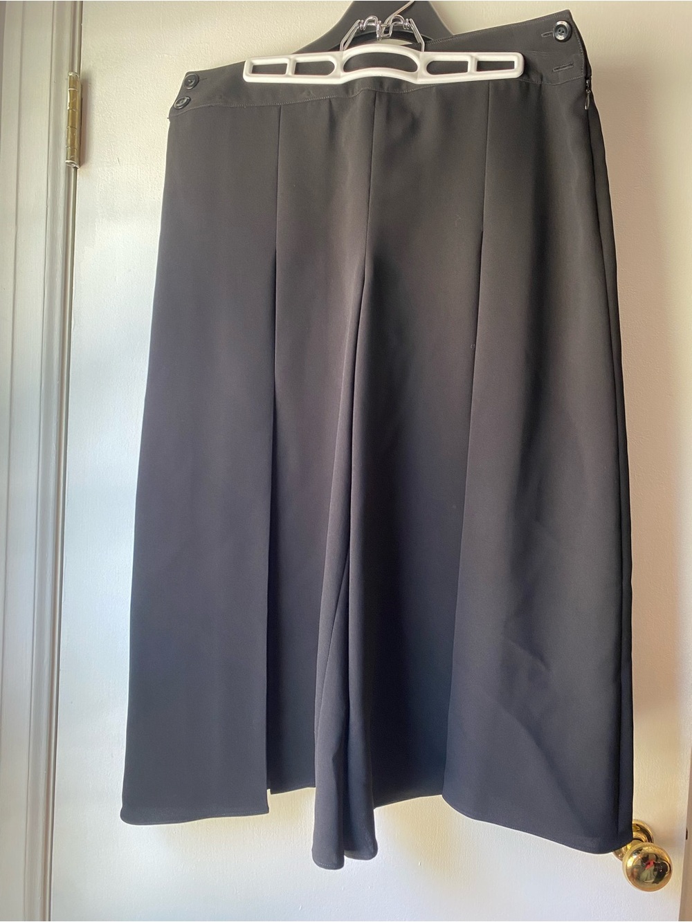 Carlisle Black Wide-Leg Skirt-Pant